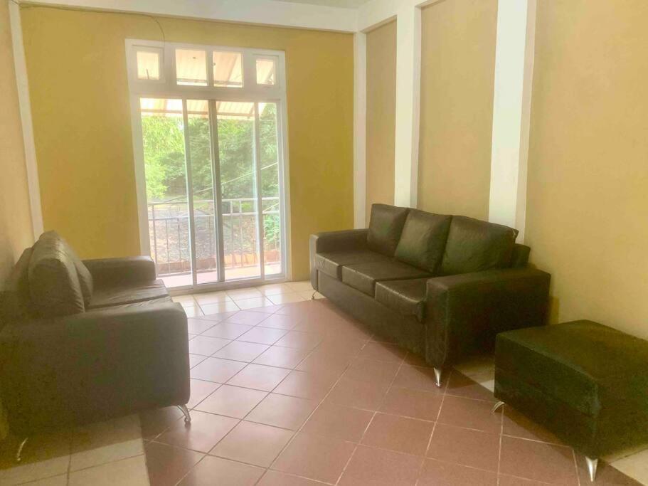 Casa 4 A 5 Minutos Del Irtra Hébergement de vacances *