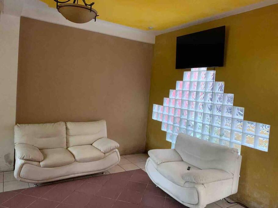 Hébergement de vacances Casa 4 A 5 Minutos Del Irtra Retalhuleu