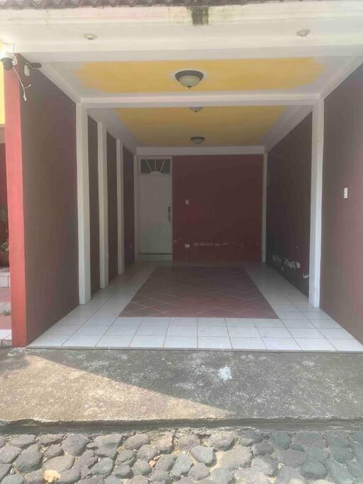Casa 4 A 5 Minutos Del Irtra Hébergement de vacances *